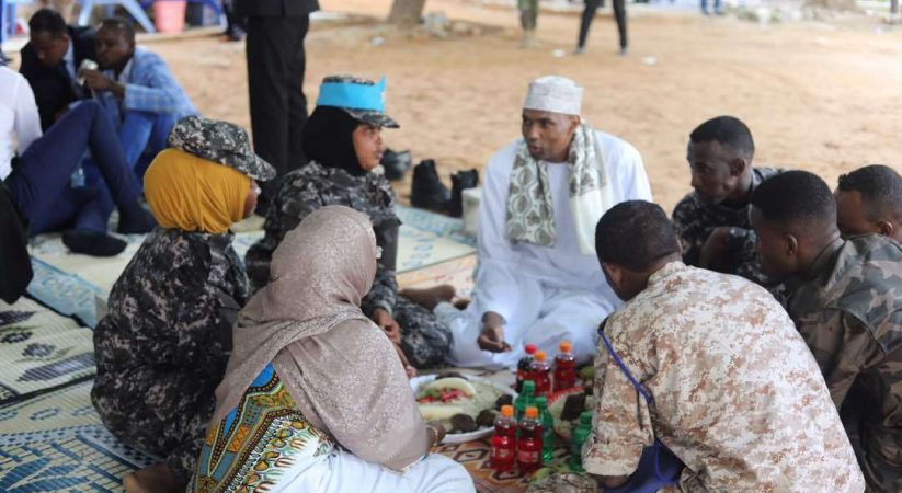 Ra’iisul Wasaare Xasan Cali Khayre oo maanta la ciiday Shacabka Muqdisho