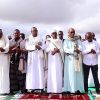 Sawiro:-Shariif Xasan  Oo Salaadda Ciidda Kula Tukaday Kumannaan Qof  Gudaha Magalada Baydhabo