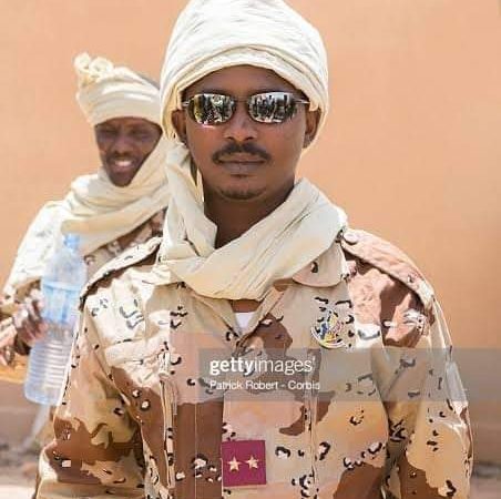 General Mahamat Kaka, oo ah wiil uu dhalay madaxweynihii la dilay manta ee  Chad Idriss Déby, oo  loo magacaabay hoggaamiyaha waddanka.