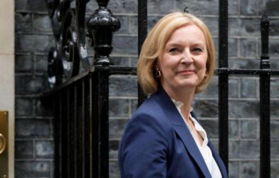 Ra’iisul Wasaaraha Britain Liz Truss oo is-casishay lix toddobaad kadib