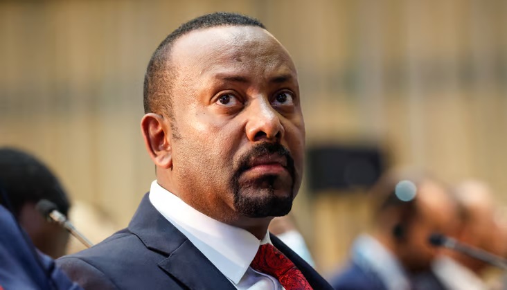 Abiy Ahmed oo wajahay laba culeys oo kala daran – Maxaa soo kordhay?