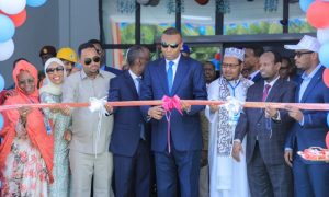 PM Barre Inaugurates Somalia’s Largest Emergency Center at Madiina Hospital