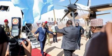 Madaxweyne Xasan Sheekh oo si ballaaran loogusoo dhaweeyey Madaxweyne Xasan Sheekh.