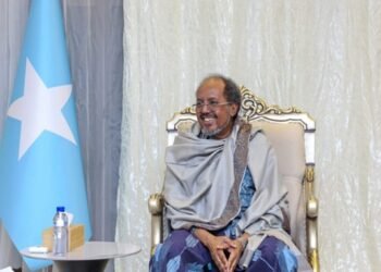 Madaxweyne Xasan Sheekh oo la kulmay Boqor Burhaan Boqor Muuse