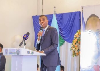 RW Xamsa oo adkeeyay muhiimadda Difaaca Dalkeenna