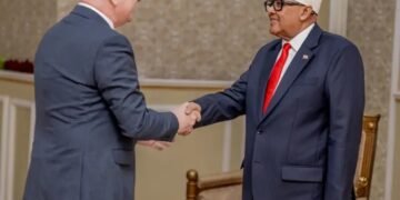 Madaxweyne Cirro ayaa aqbalay in uu booqasho ku tago Israel