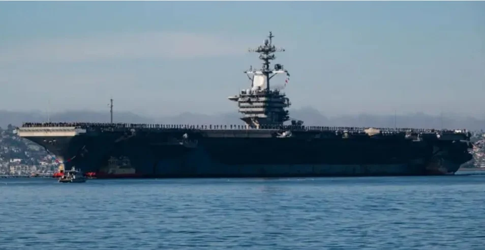 Maxaa laga og yahay markabka dagaalka ee Maraykanka ee ku sii dhowaanaya Iiraan?