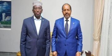 Kulan ay yeesheen Madaxweyne Xasan Sheekh iyo Madaxweynihii hore ee dalka Shiikh Shariif Shiikh Axmed