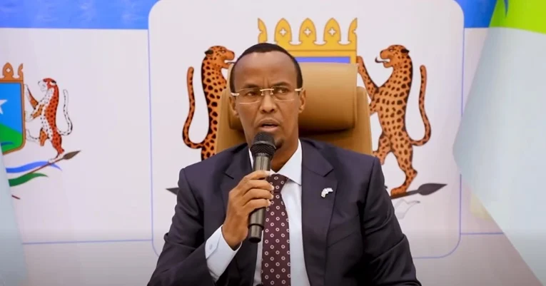 HirShabeelle oo Muqdisho ku Qabatay Shir Looga Hadlayay Xoojinta Adeegyada Caafimaadka iyo Horumarinta Daryeelka Bulshada