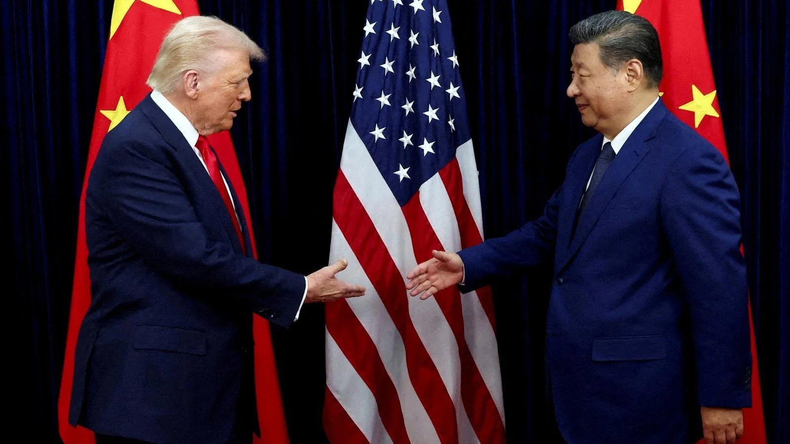 Trump oo Gaaray Beijing: Shir Xasaasi ah oo Xi Jinping Kala Yeelanaya Ganacsiga, Iran iyo Taiwan