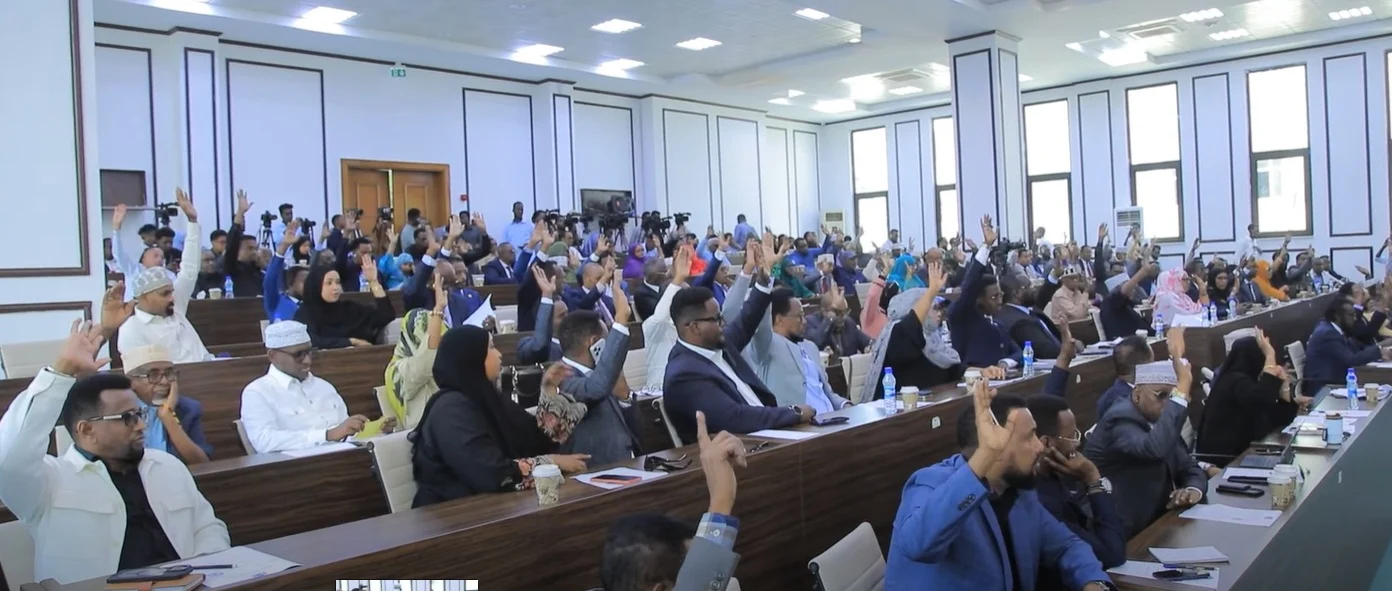 Golaha Shacabka oo Ansixiyay Sharciga Lagu Dhisayo Hay’adda Dakhliga Qaranka