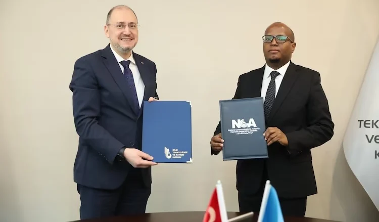 Soomaaliya iyo Türkiye oo ballaarinaya iskaashiga isgaarsiinta iyo amniga saaybarka