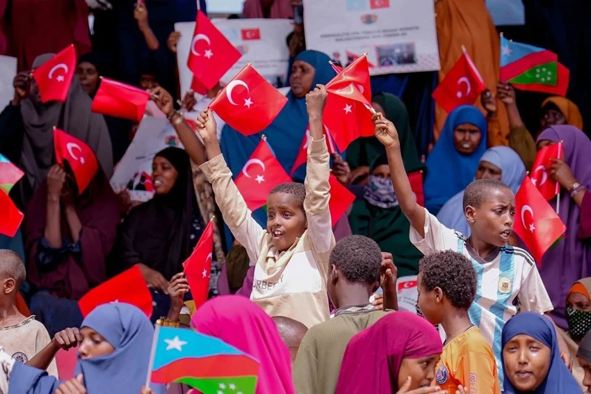 Shacabka Koonfur Galbeed oo Bannaanbax ku Taageeray Xiriirka Soomaaliya iyo Türkiye