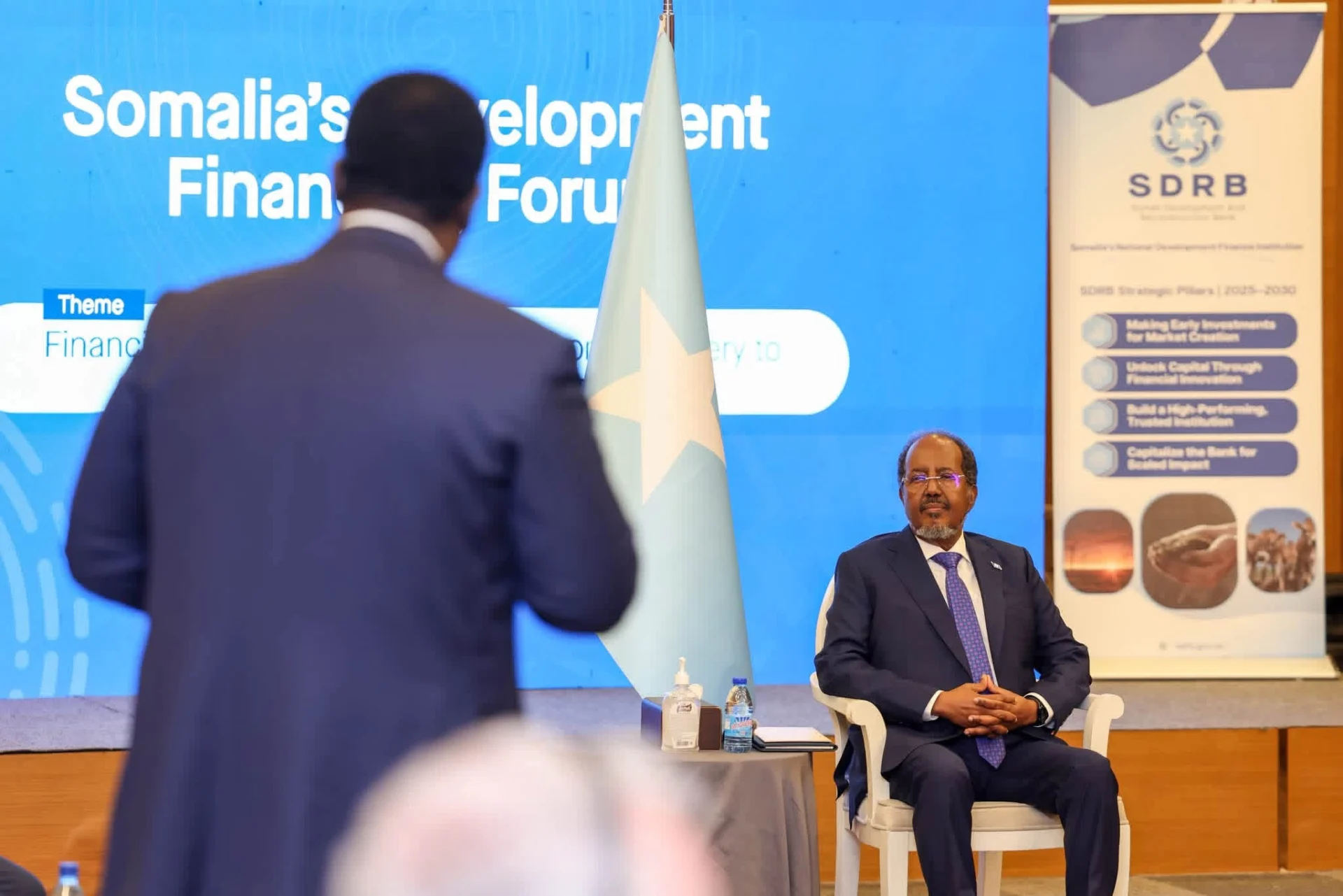 Madaxweyne Xasan Sheekh oo daah-furay Shirka Maalgelinta Horumarinta Soomaaliya